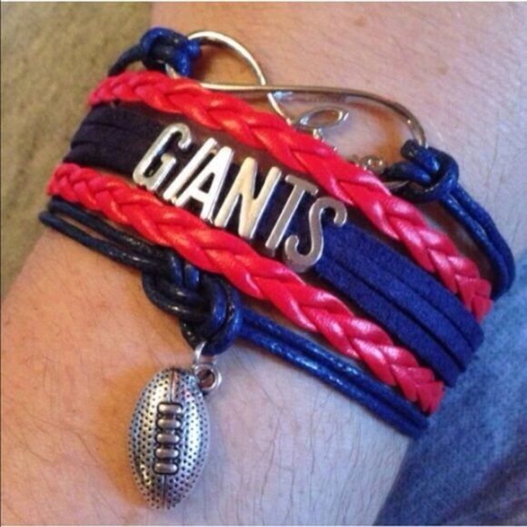 New York Giants - Picture 1 of 3